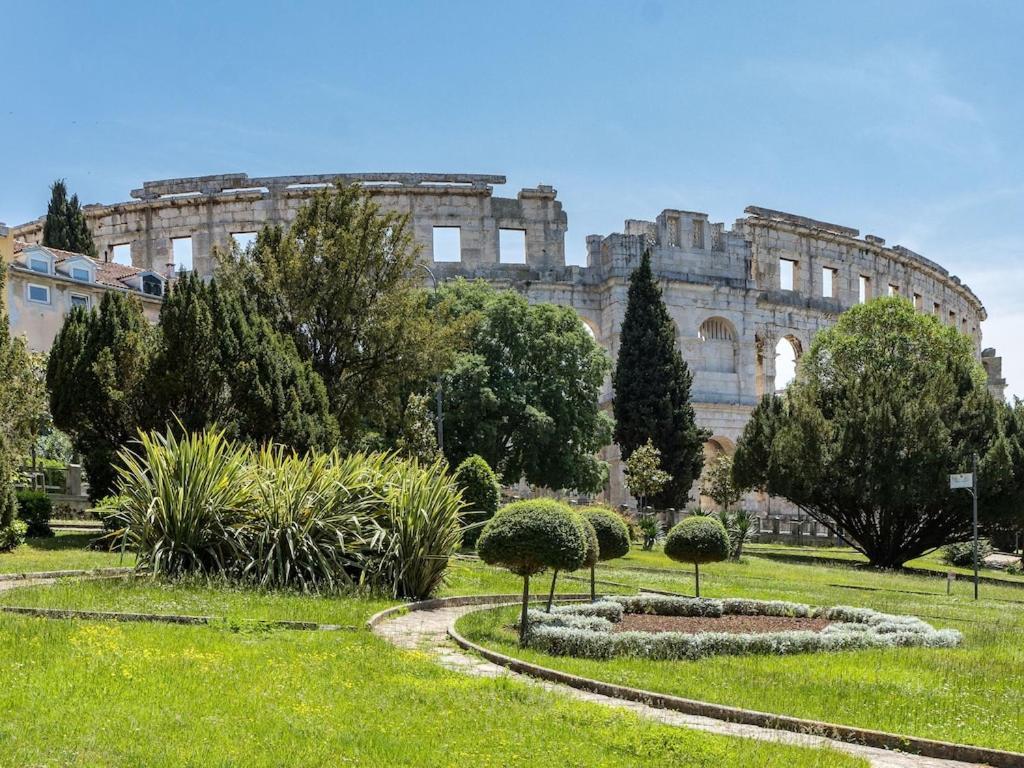 Apartment Olive Garden Near Pula 3 Km From Center And Only 4 Km From The Beach For 4 Persons מראה חיצוני תמונה